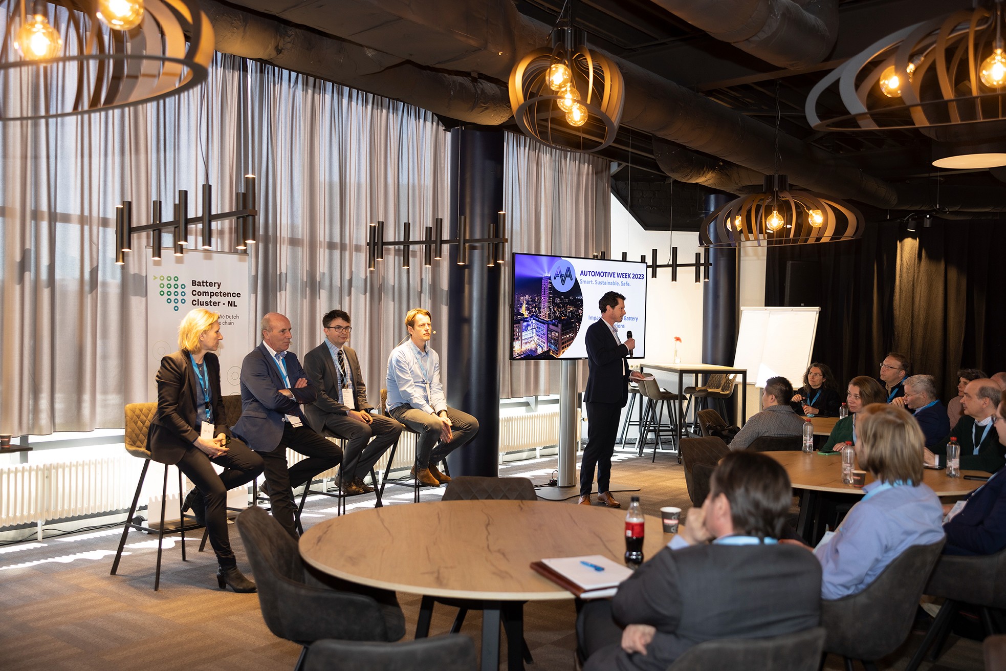 Drive Forward Congres panel - Kirsten de Vos - Marketeer - Brainport Development