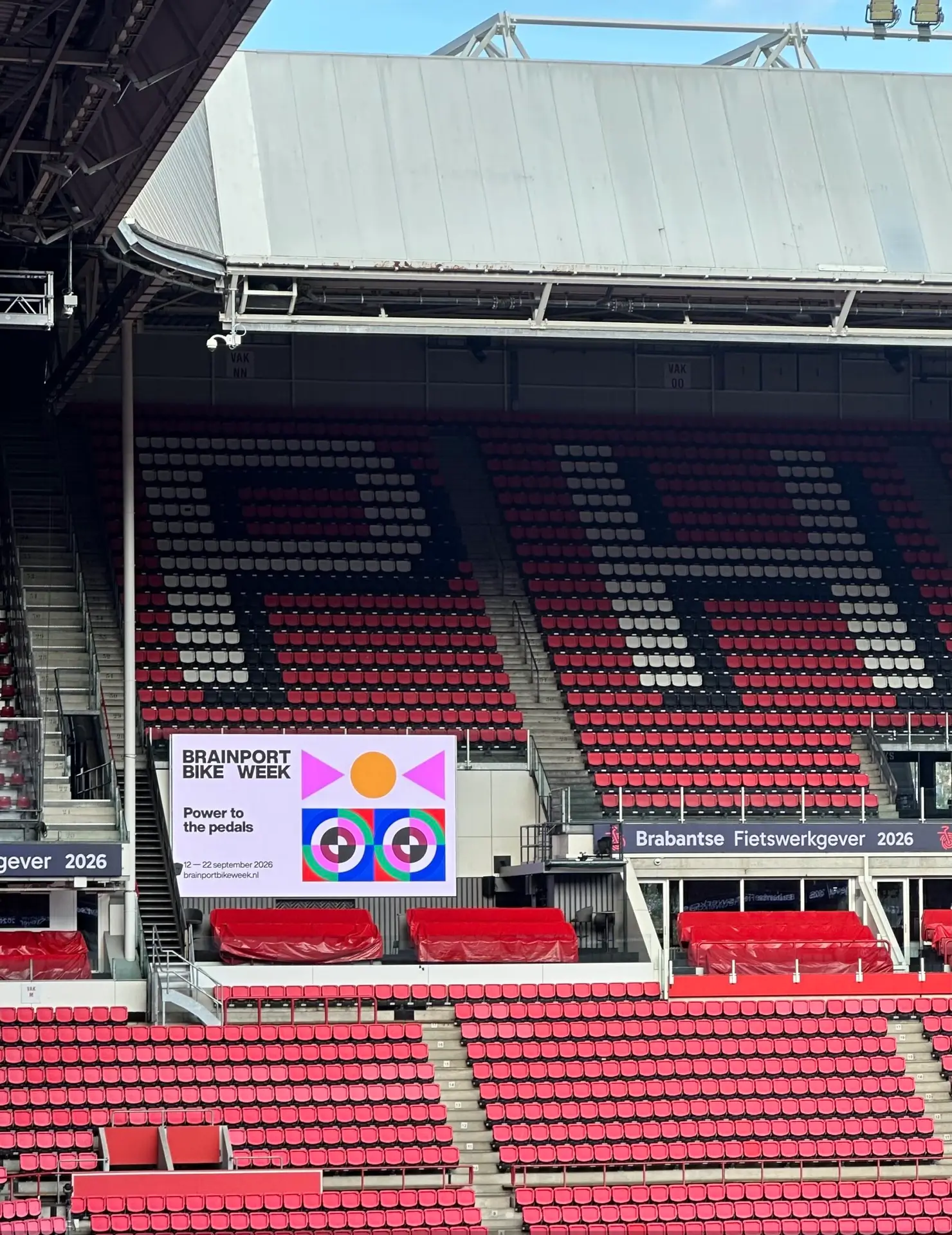 psv stadion brainport bike week out of home